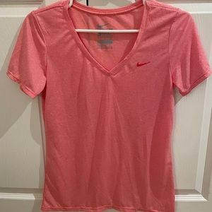 NWOT Nike V-Neck Exercise Tee
